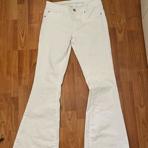 American Society Size Small low rise white denim flared jeans
